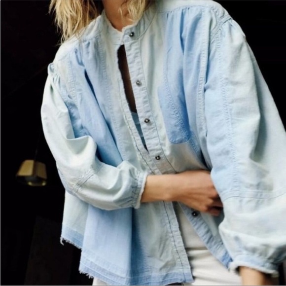 New! Free People Set Sail Denim Top Chambray - Picture 1 of 8